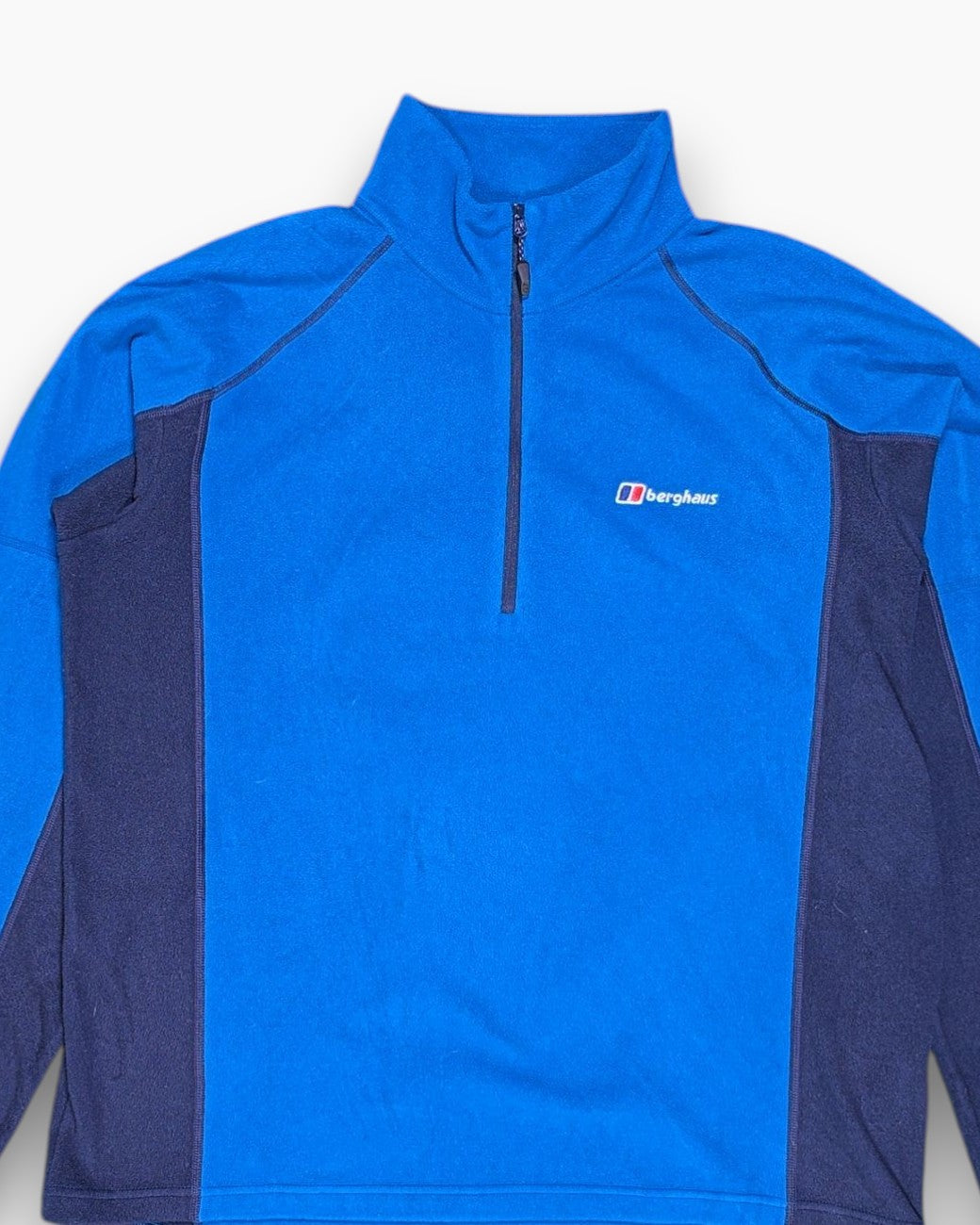 Front-detail-1 Pre-owned Berghaus Pullover Sweater – Blue Contrast Panels