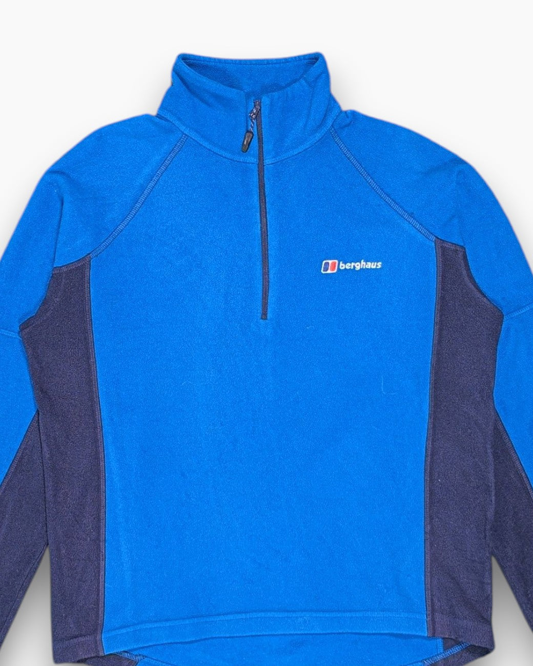 Front-detail-1 Pre-owned Berghaus Pullover Sweater – Blue Contrast Panels