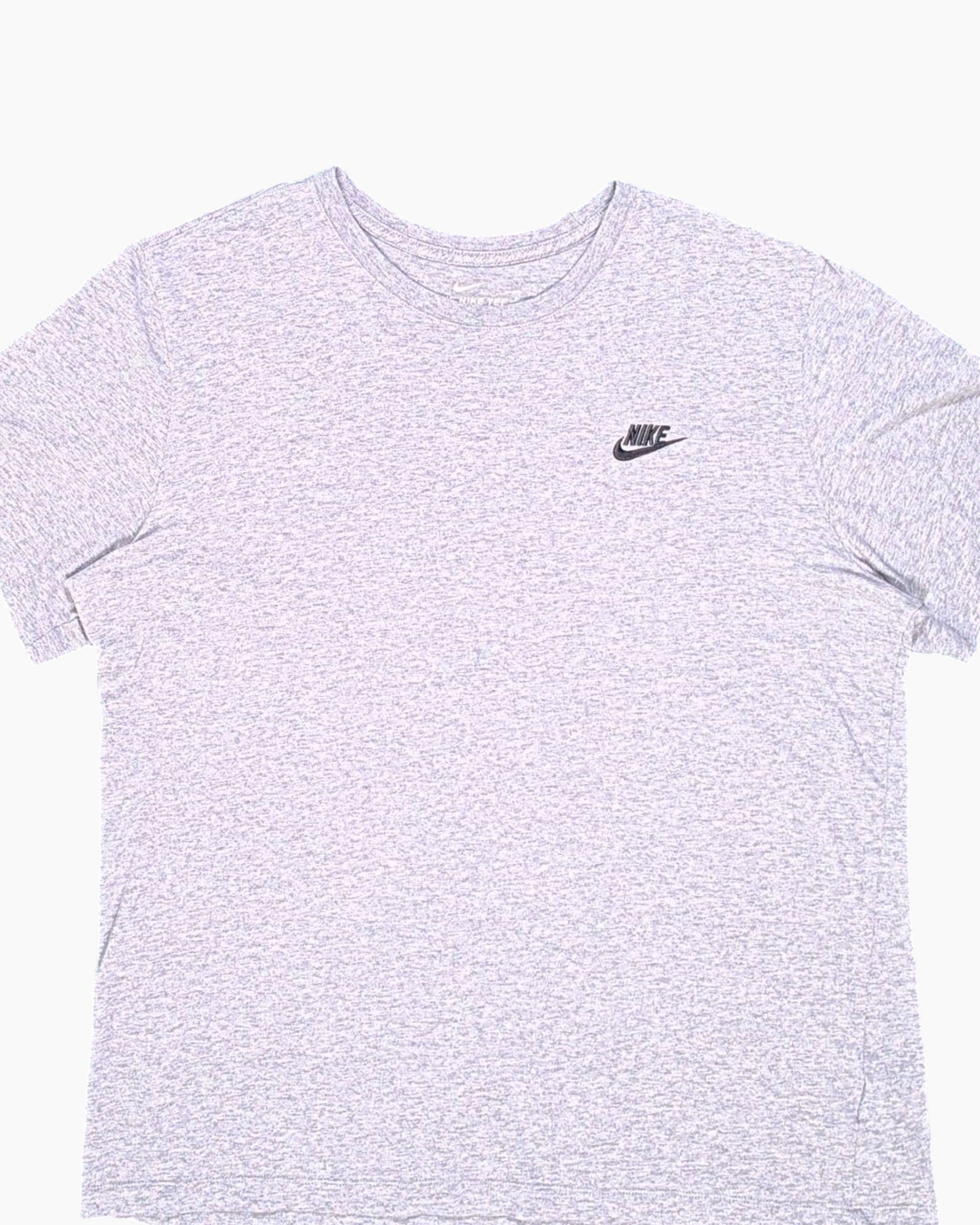 Front-detail-1 Pre-owned Nike Graphic T-Shirt – Gray Swoosh Chest Print