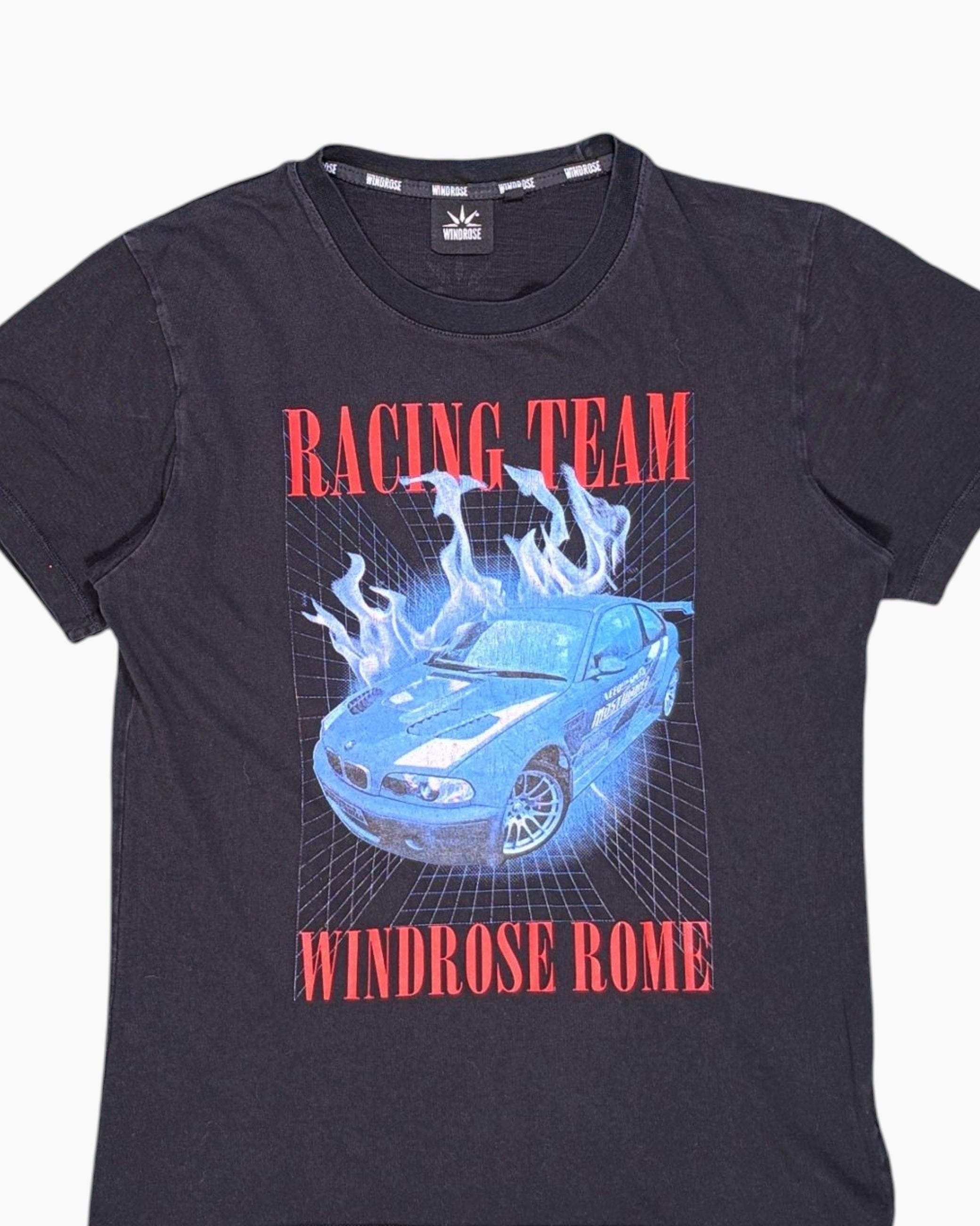 Front-detail-1 Pre-owned WINDROSE Graphic T-Shirt – Black Racing-Car Print