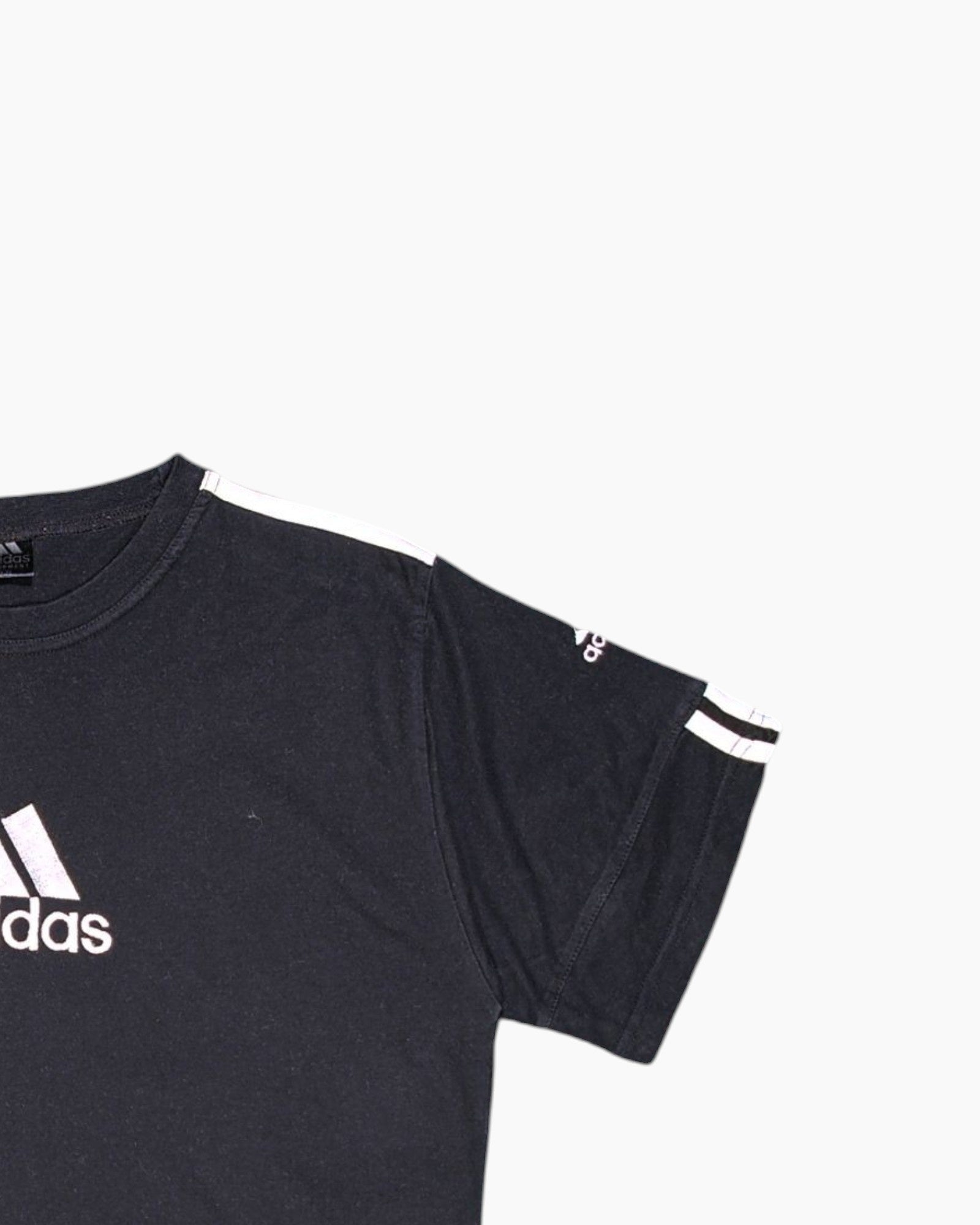 Front-detail-2 Vintage 90s/2000s adidas Graphic T-Shirt – Black EQUIPMENT Crew