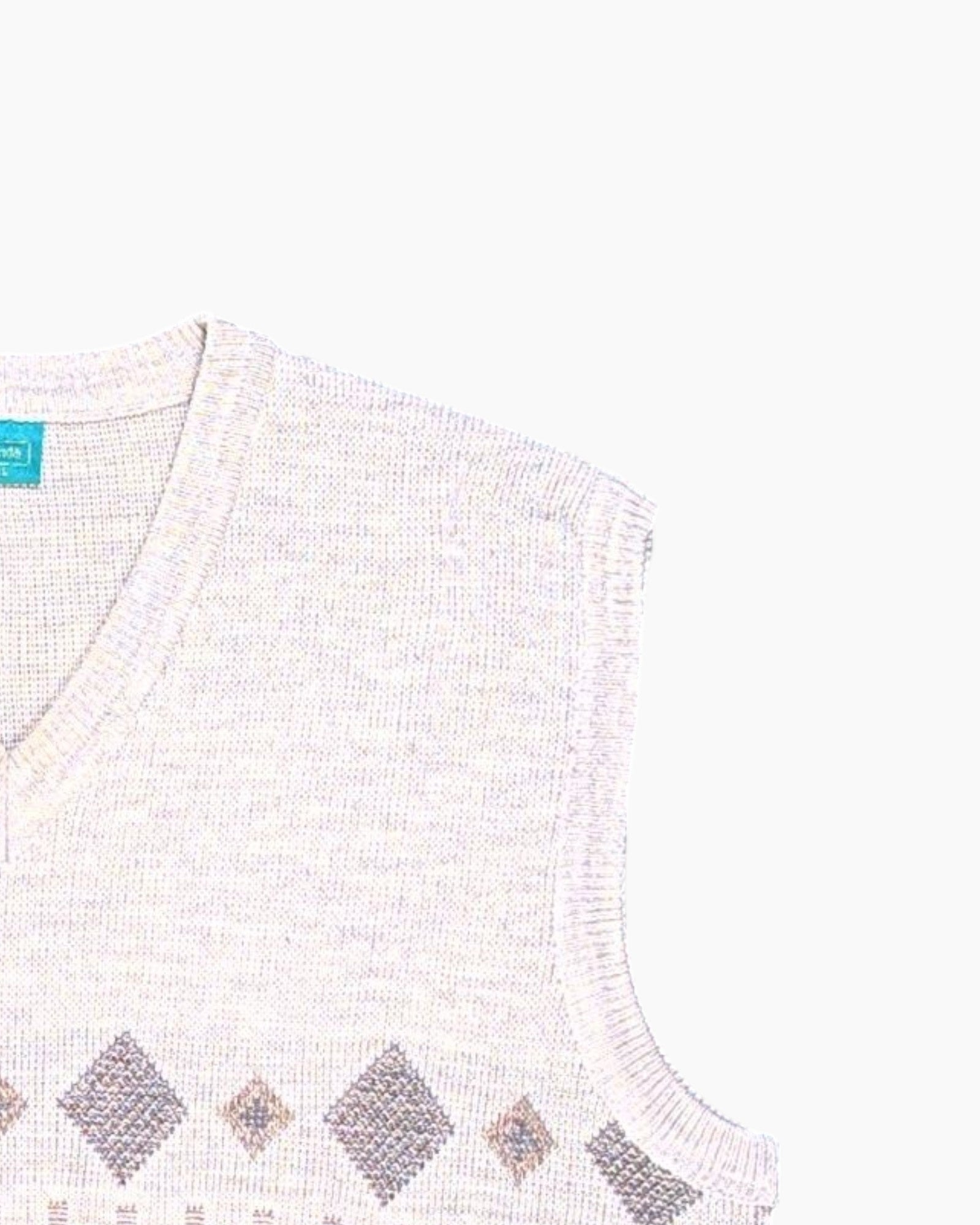 Front-detail-2 Vintage 80s/90s canda Sweater Vest – Beige Jacquard Geometric