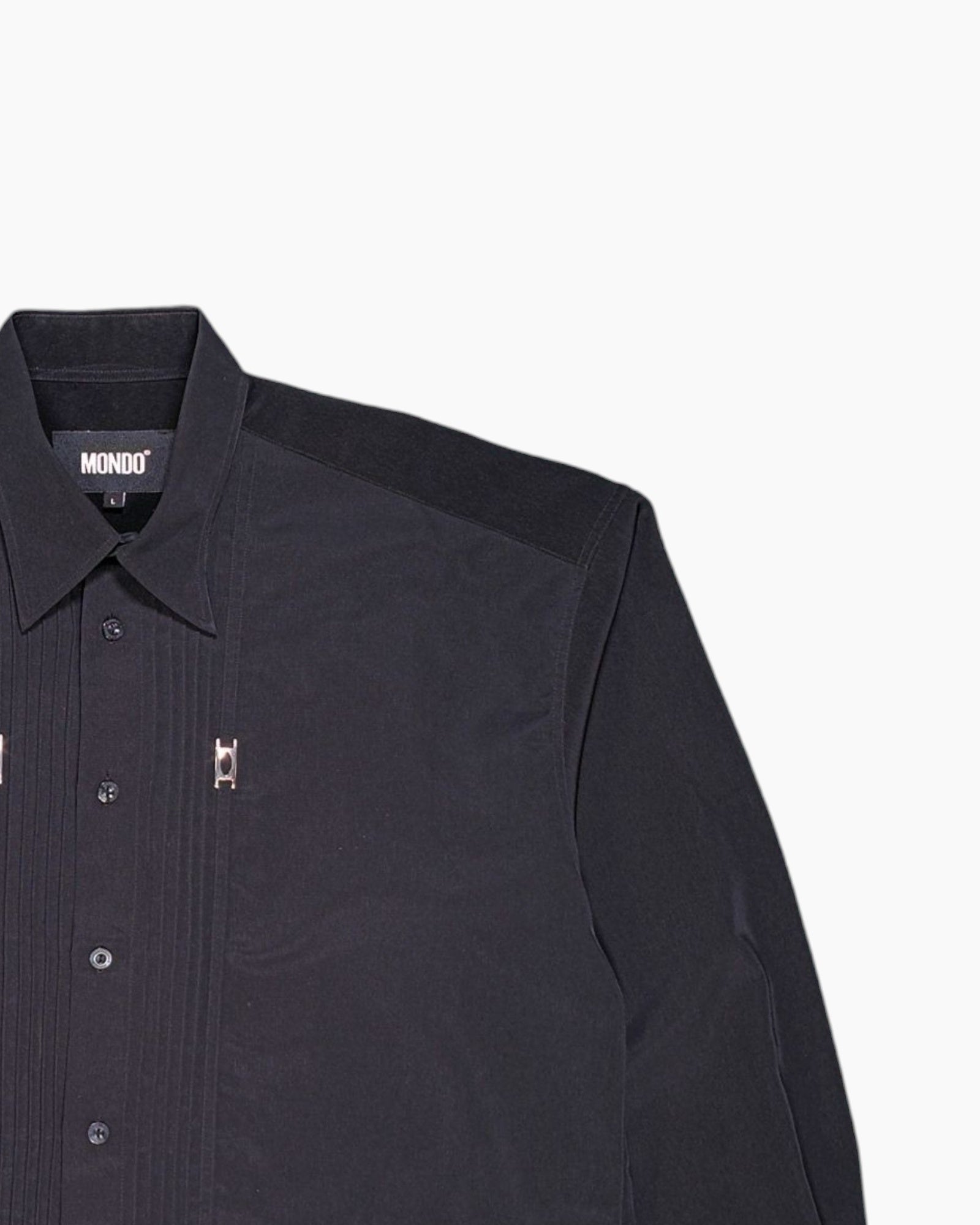 Front-detail-2 Vintage Y2K MONDO Button-Down Shirt – Black Pintuck Front