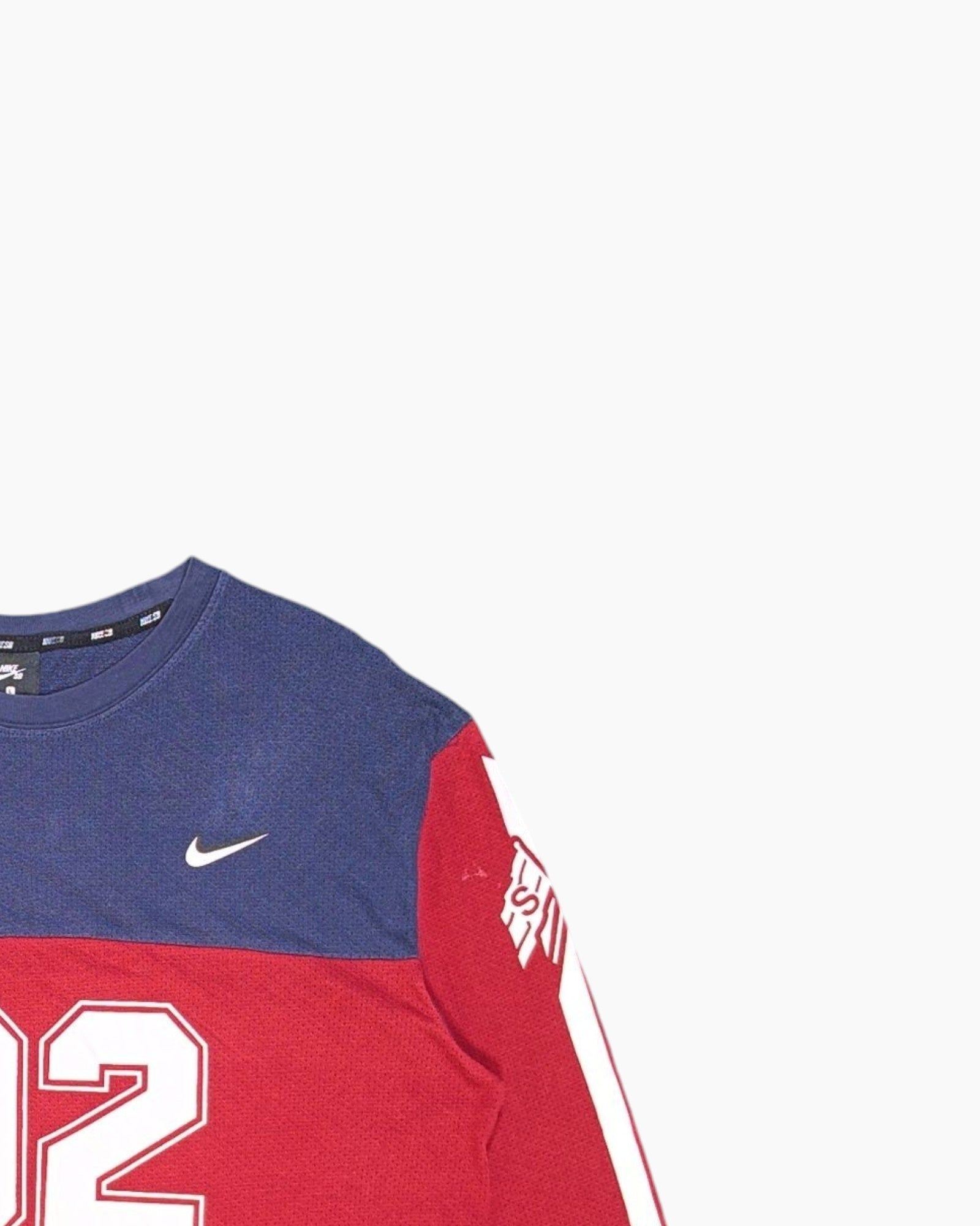 Front-detail-2 Pre-owned NIKE SB Long Sleeve Graphic Crewneck – Navy Contrast Panel