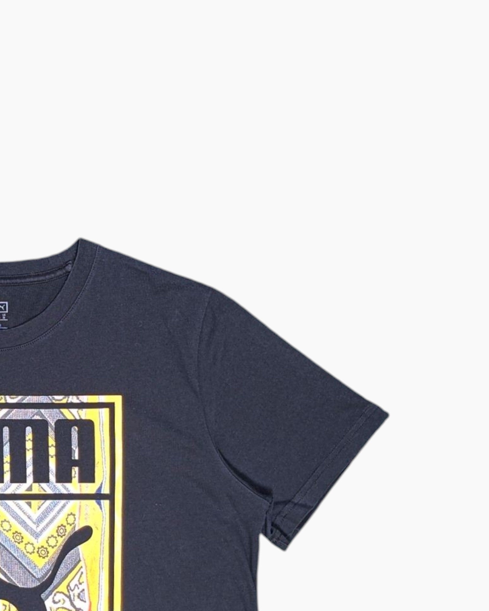 Front-detail-2 Pre-owned PUMA Graphic T-Shirt – Black Front Graphic (Size M)