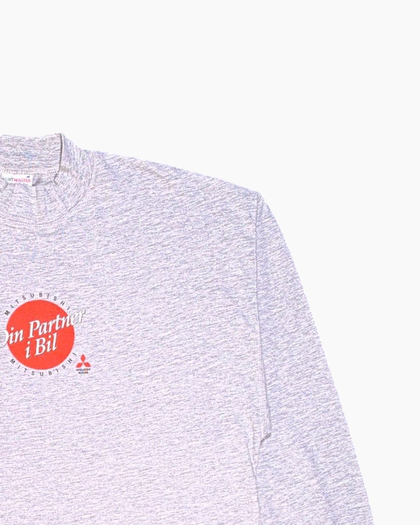 Front-detail-2 Vintage 80s/90s SPORTMASTER Pullover Sweater – Gray Chest Print