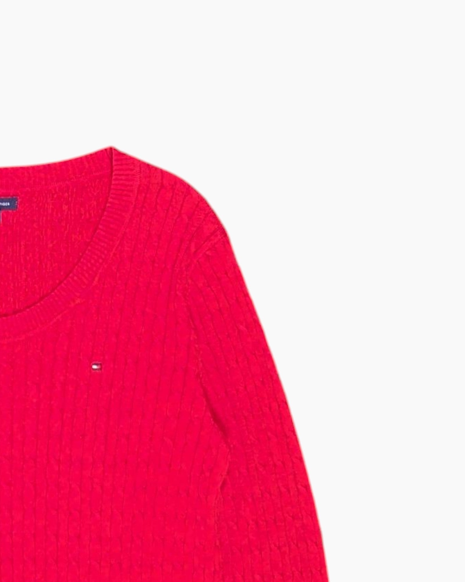 Front-detail-2 Pre-owned Tommy Hilfiger Pullover Sweater – Red Cable Knit
