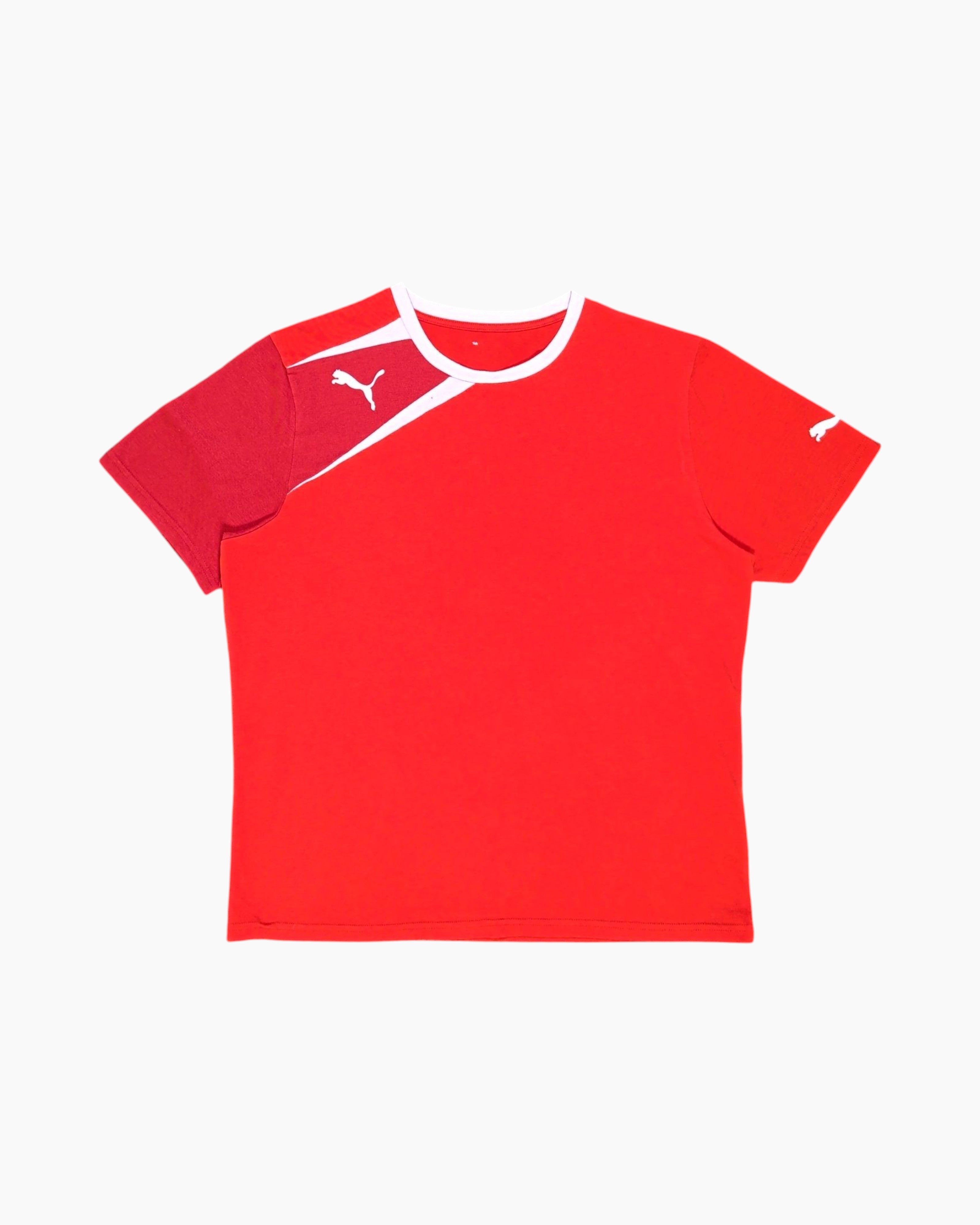 Front Pre-owned PUMA Graphic T-Shirt – Red Screenprint Logo